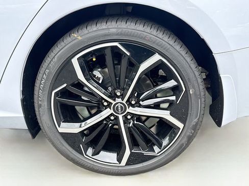 New 2025 Nissan Altima 2.5 SR w/ SR Premium Package image 18