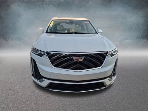 Certified 2025 Cadillac XT6 Premium Luxury w/ LPO, Floor Liner Package AWD/4WD image 14