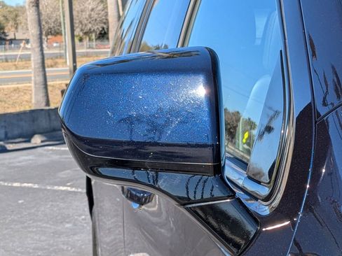 Used 2024 Chevrolet Suburban LT image 12