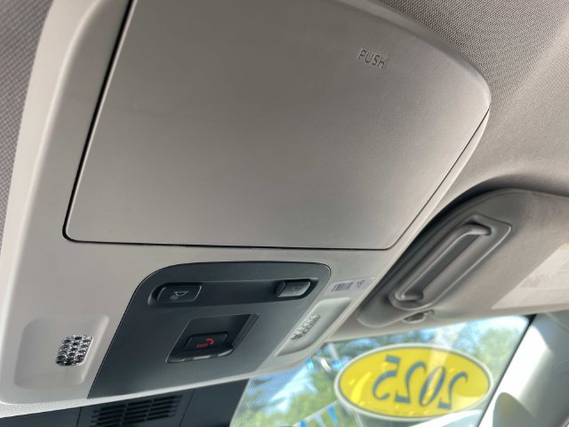 Used 2025 Toyota Camry LE FWD image 27