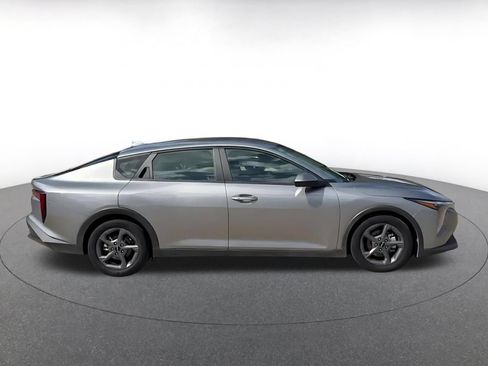 Used 2025 Kia K4 FWD image 16
