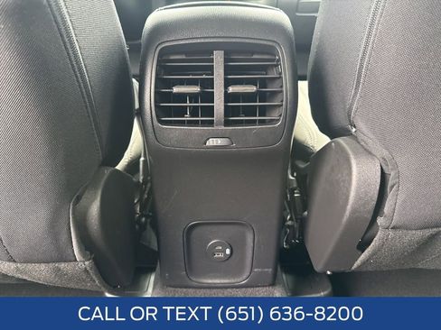 Used 2022 Ford Escape SE w/ Cold Weather Package image 27