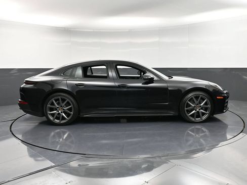 Certified 2025 Porsche Panamera 4 AWD/4WD image 9