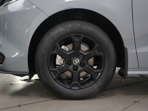 Used 2026 Toyota Sienna XLE Woodland Edition AWD/4WD image 30