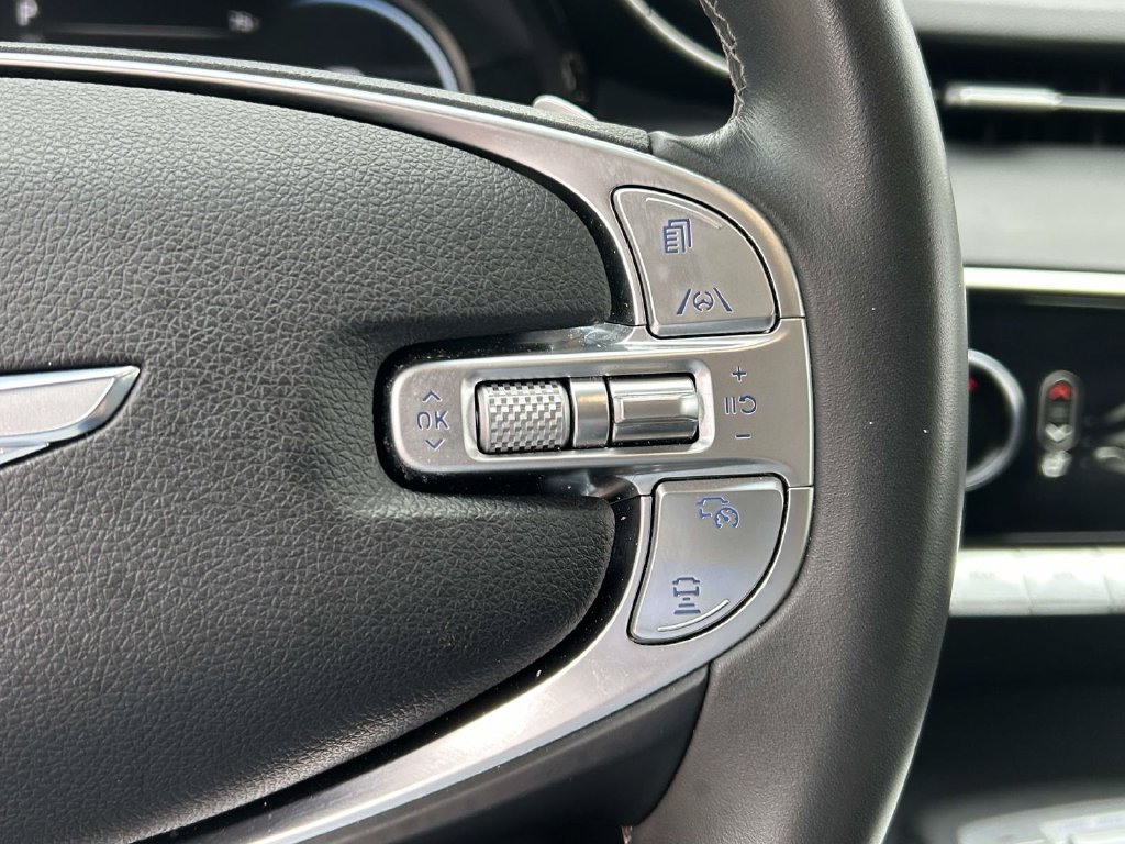 Used 2025 Genesis GV70 2.5T AWD/4WD image 20
