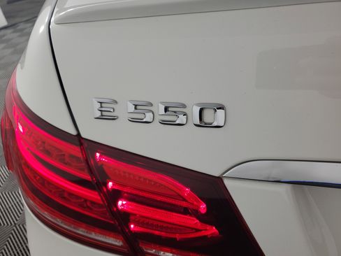 Used 2015 Mercedes-Benz E 550 Cabriolet image 31