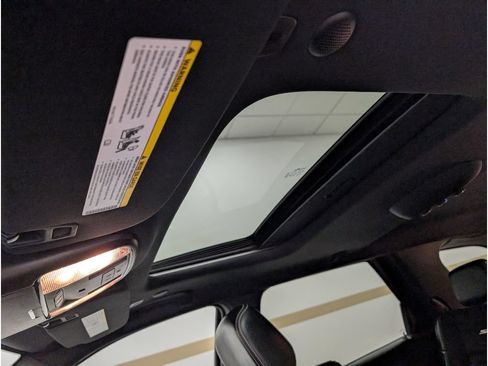 Used 2021 Dodge Durango SRT w/ Black Package AWD/4WD image 20