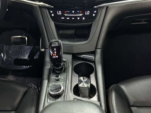 Used 2020 Cadillac XT6 Sport AWD/4WD image 12