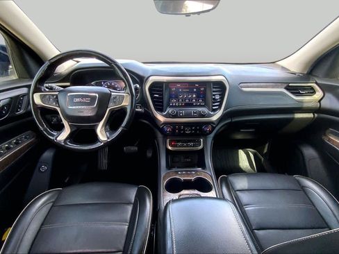 Used 2021 GMC Acadia Denali w/ Denali Technology Package FWD image 16