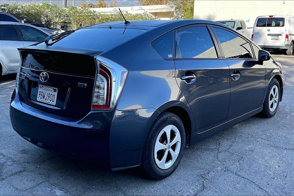 Used 2015 Toyota Prius Two FWD image 4