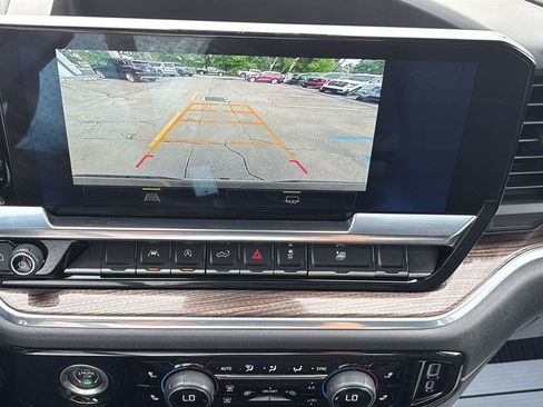 Certified 2024 Chevrolet Silverado 1500 LT AWD/4WD image 31