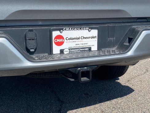 Used 2024 Chevrolet Colorado LT w/ LT Convenience Package image 6