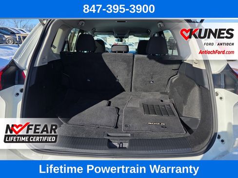 Used 2024 Nissan Rogue S image 12