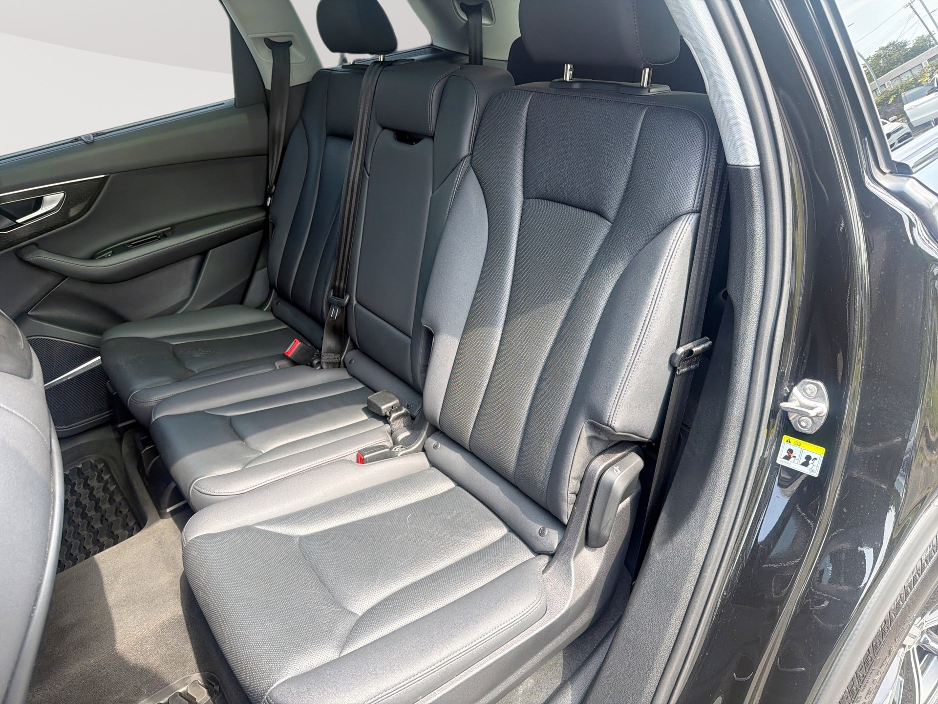 Used 2023 Audi Q7 3.0T Premium Plus AWD/4WD image 25