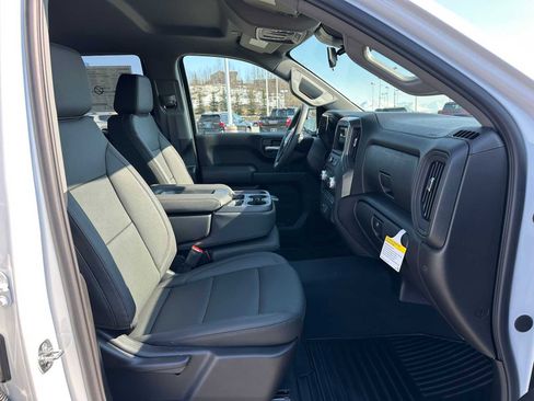 New 2026 GMC Sierra 1500 Pro image 10