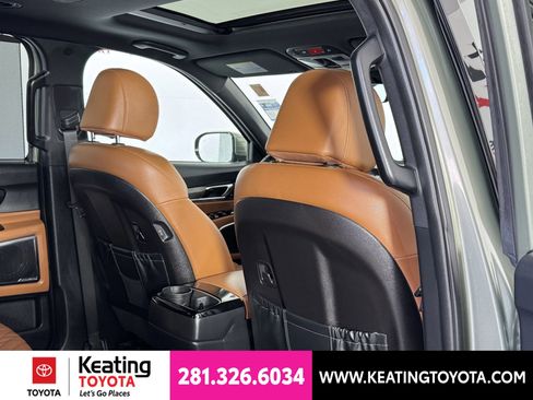 Used 2025 Kia Telluride SX X-Line AWD/4WD image 19