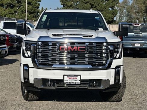 New 2026 GMC Sierra 2500 Denali w/ Denali Reserve Package image 2