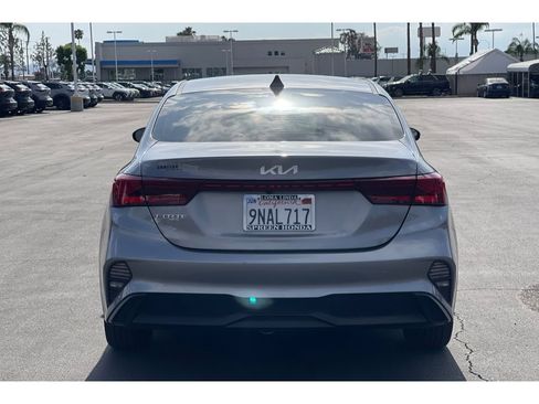 Used 2023 Kia Forte LXS FWD image 4