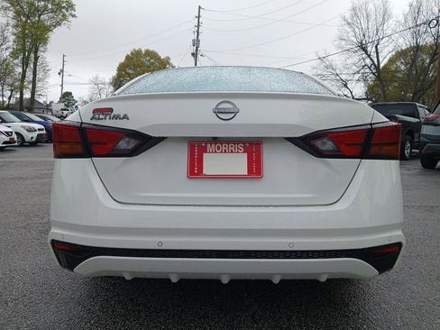 Used 2024 Nissan Altima 2.5 S image 7