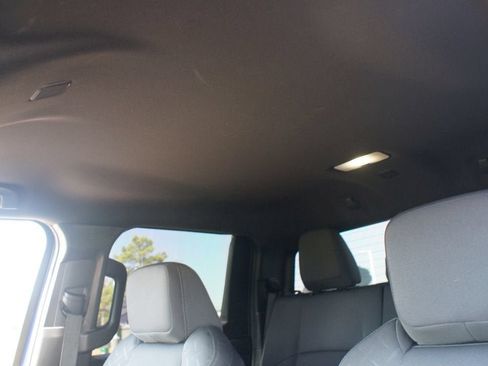 Used 2024 Toyota Tacoma SR5 AWD/4WD image 6