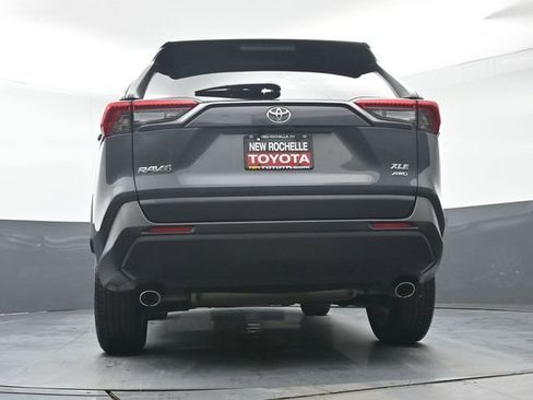 Certified 2024 Toyota RAV4 XLE Premium AWD/4WD image 31