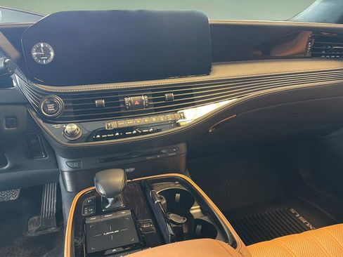 Certified 2022 Lexus LS 500 AWD image 30