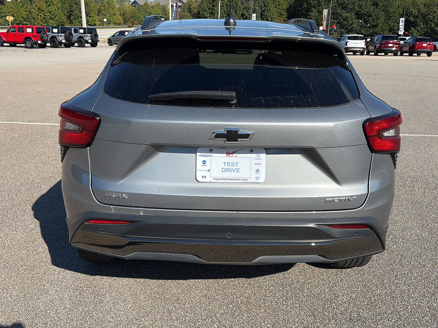 Used 2024 Chevrolet Trax ACTIV w/ Driver Confidence Package FWD image 4