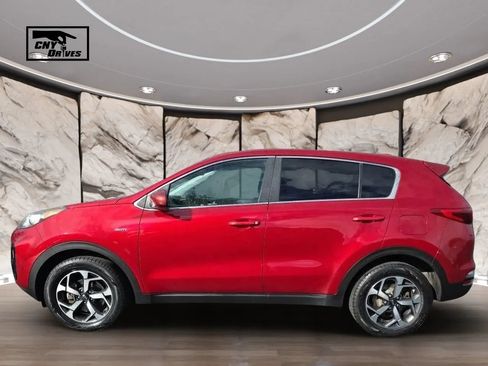 Used 2020 Kia Sportage LX AWD/4WD image 8