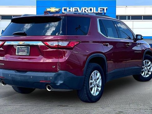 Used 2018 Chevrolet Traverse LT FWD image 19