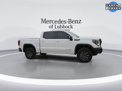 Used 2025 GMC Sierra 1500 AT4X image 9