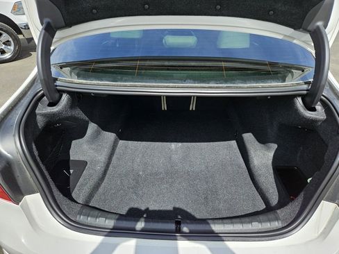 Used 2017 BMW 530i w/ Premium Package image 20