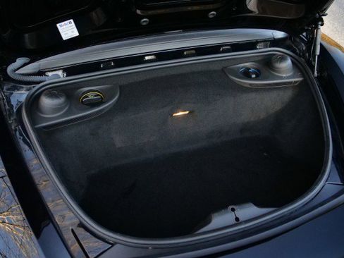 Used 2018 Porsche 718 Boxster S image 32