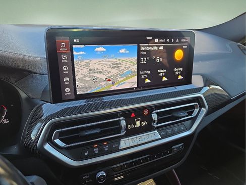 Used 2022 BMW X4 M40i image 16