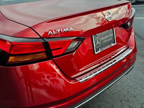Used 2021 Nissan Altima 2.5 SR FWD image 13