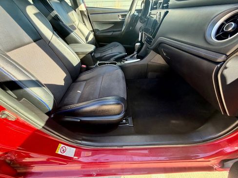 Used 2017 Toyota Corolla SE w/ Carpet Mat Package (TMS) image 19