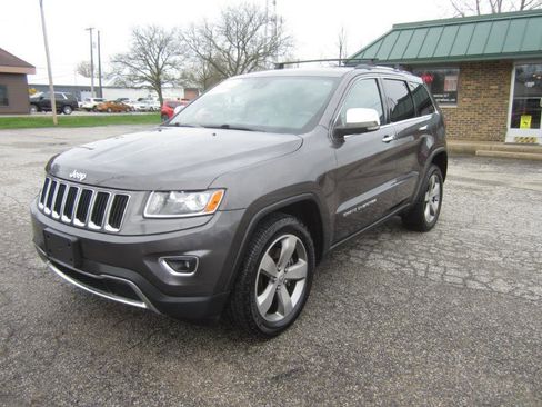 Used 2014 Jeep Grand Cherokee Limited w/ Trailer Tow Group IV image 4