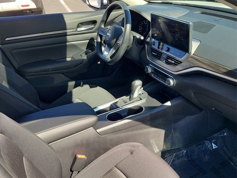 New 2025 Nissan Altima 2.5 SV w/ SV Special Edition Package image 12