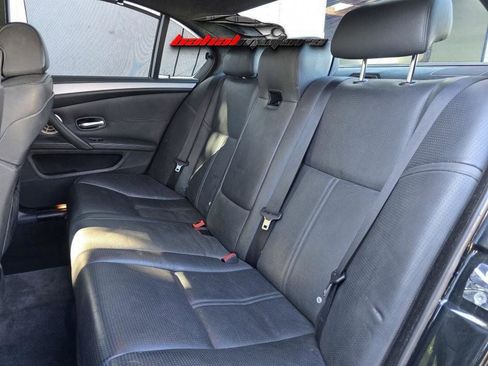 Used 2008 BMW M5 image 8