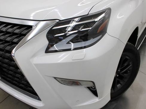 Used 2021 Lexus GX 460 Premium w/ Premium Package image 5