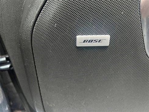 Used 2021 Chevrolet Tahoe Z71 image 18