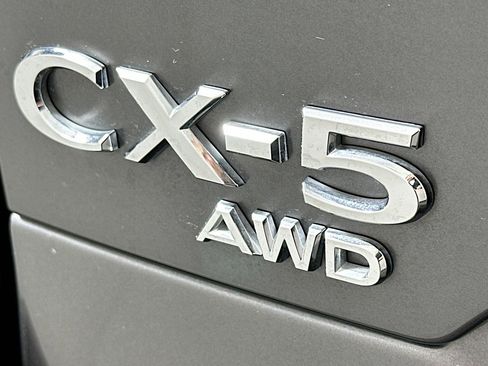 Used 2022 MAZDA CX-5 AWD 2.5 S w/ Premium Package image 10