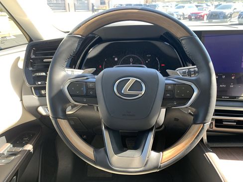 Used 2024 Lexus RX 350 Premium Plus w/ Convenience Package image 18