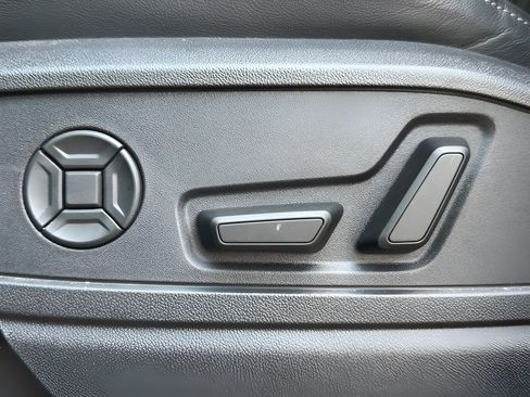 Certified 2025 Audi Q5 Premium Plus w/ Premium Plus AWD/4WD image 23