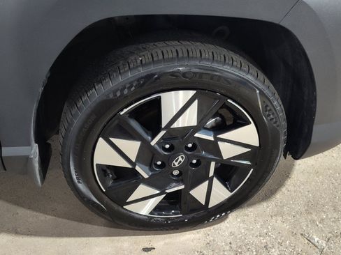 Certified 2024 Hyundai Kona SEL AWD/4WD image 30