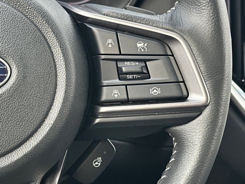 Used 2025 Subaru Ascent Limited image 12