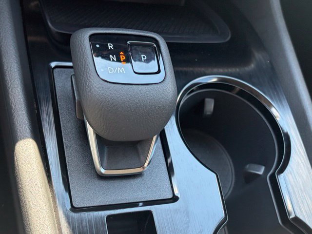 Used 2023 Nissan Rogue SV AWD/4WD image 24