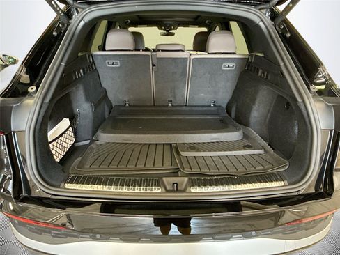 Certified 2025 Audi Q5 Premium w/ Convenience Package AWD/4WD image 27