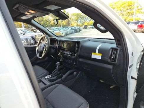 New 2026 Nissan Frontier SV w/ SV Convenience Package image 12
