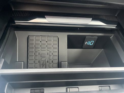 New 2025 Ford F250 Platinum image 24