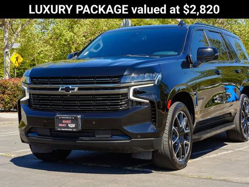 Used 2021 Chevrolet Tahoe RST w/ Luxury Package image 3